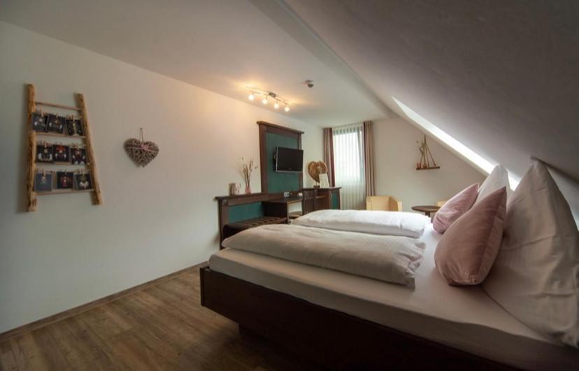 Hotel Restaurant Auerhahn Bad Wildbad Extérieur photo
