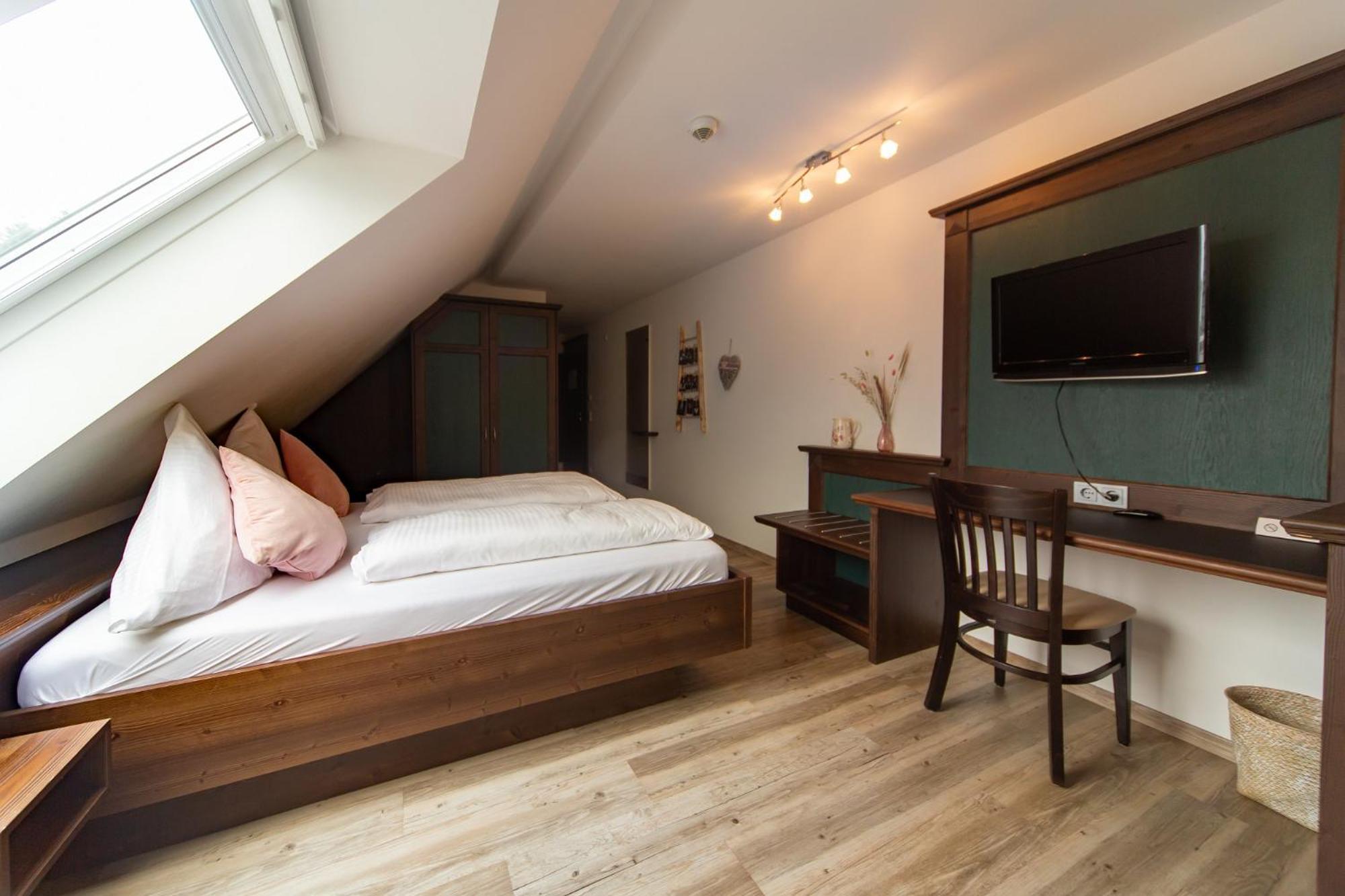 Hotel Restaurant Auerhahn Bad Wildbad Extérieur photo