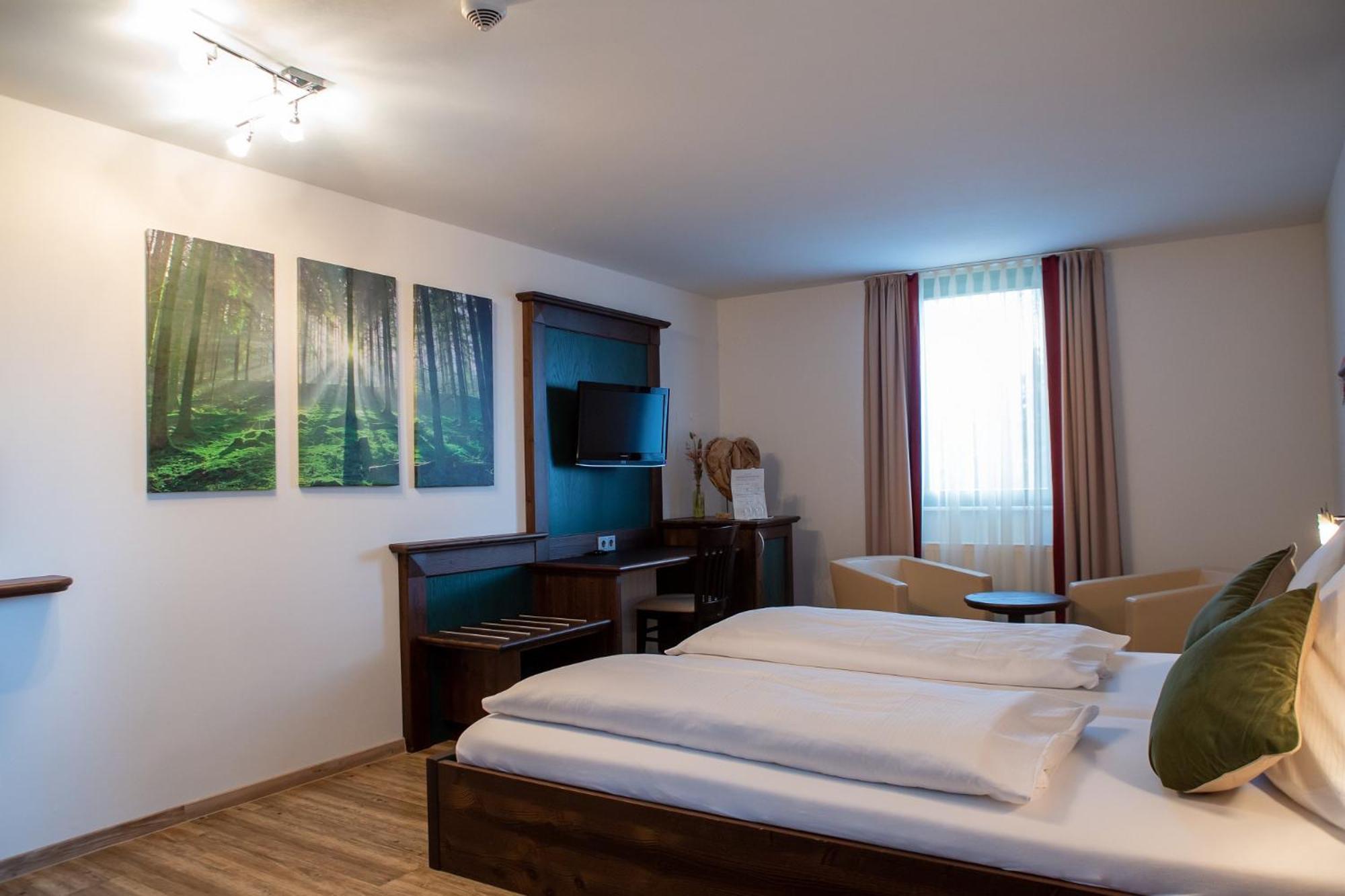 Hotel Restaurant Auerhahn Bad Wildbad Extérieur photo