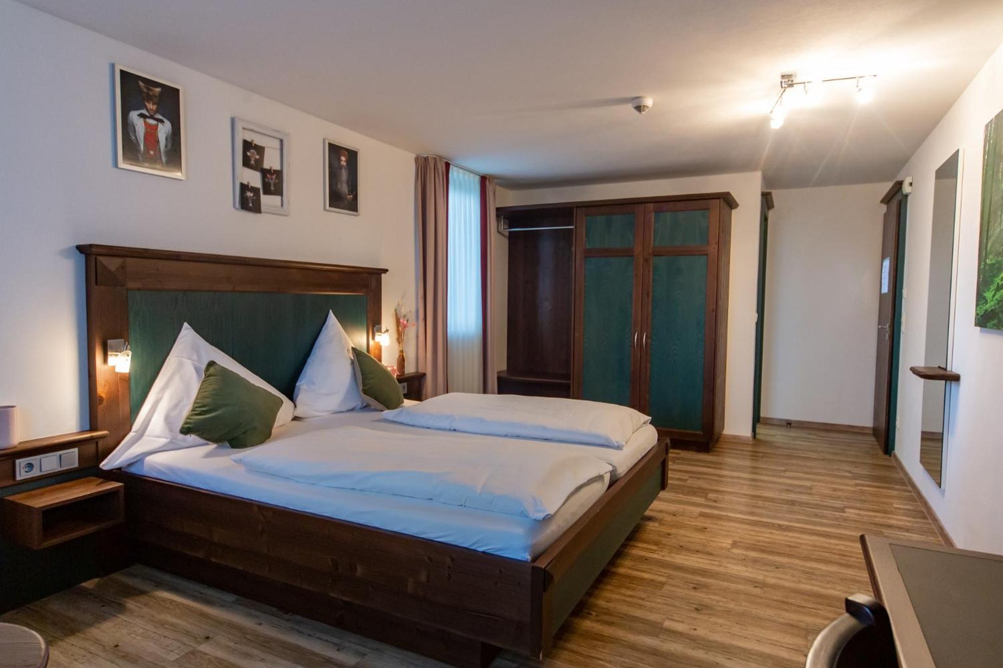 Hotel Restaurant Auerhahn Bad Wildbad Extérieur photo