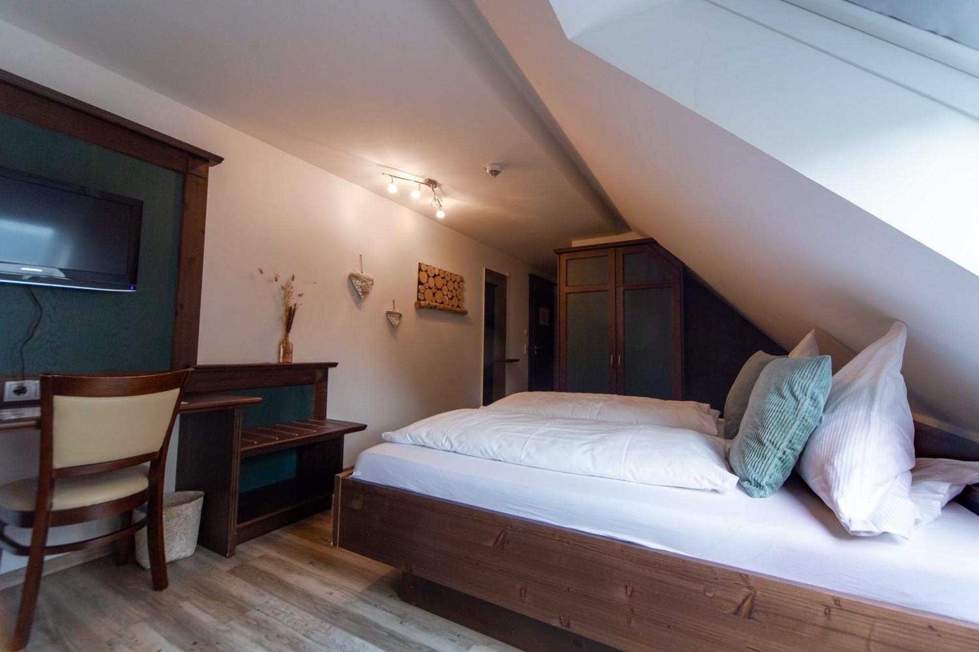 Hotel Restaurant Auerhahn Bad Wildbad Extérieur photo
