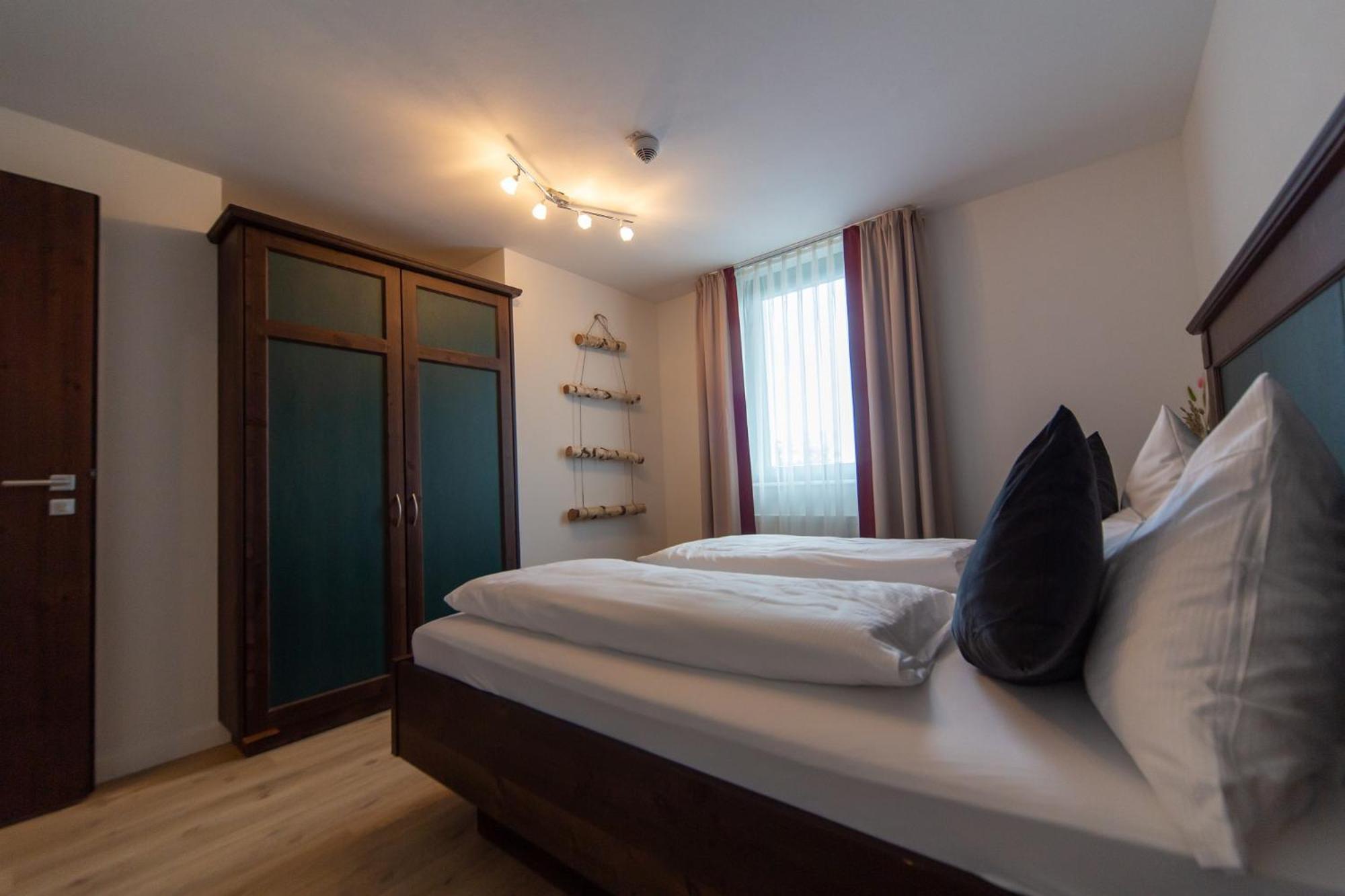 Hotel Restaurant Auerhahn Bad Wildbad Extérieur photo